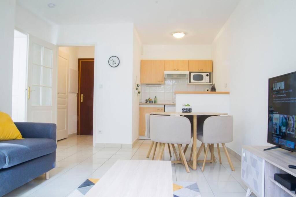 L'Olympic Appartement Chalezeule Buitenkant foto