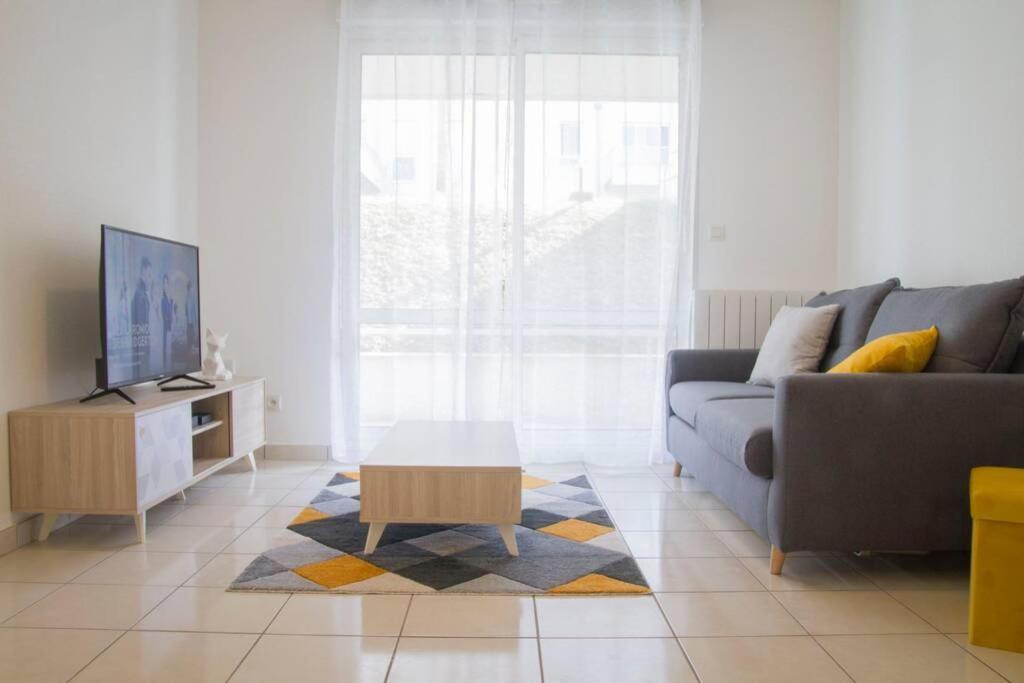 L'Olympic Appartement Chalezeule Buitenkant foto